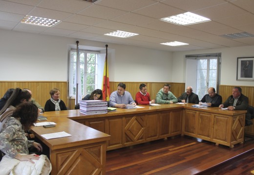 O pleno municipal aproba por unanimidade o primeiro Plan Xeral de Ordenación Municipal do concello de Frades